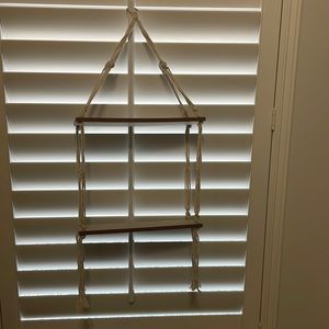 Room decor/hanging shelf